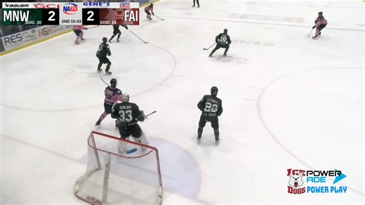 Matthew Volkman's 2nd of the night regains the lead for the Fairbanks Ice Dogs Hockey Club 🚨 💻: http://NAHLTV.com | North American Hockey League