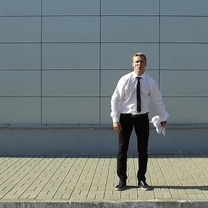 4.4M views · 5.3K reactions | Did you know that videos get 2X more clicks than images? With Promo's professional video templates, you can make your own winning videos in minutes!  Just add your logo and message. It's that simple. | Promo.com | Facebook