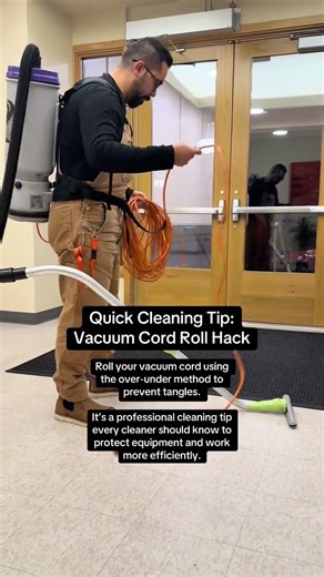 Vacuum Cord Roll Hack (quick cleaning hacks) Roll your vacuum cord using the over-under method to
