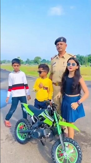 World’s Smallest Stunt Bike 😱 Amazing Mini Bike Tricks