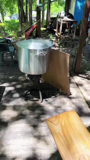 Crawfish Cooking and Eating Guide