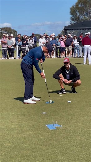 Adam Scott putting practice, note the use of a mirror, low and slow backswing | Bill Webb Golf