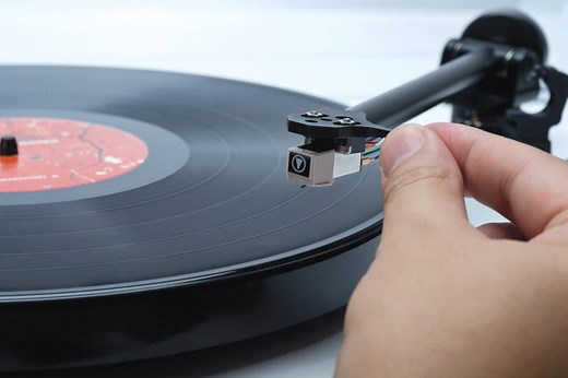 How to Use a Record Player: Step-By-Step Guide [Upd. 2024]