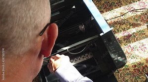 Fix a printer. The wizard repairs the printer. Repair Xerox. MFP repair.