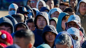 Chinese migrants find instructions on how to get through the border from TikTok