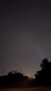 6 Gold Strobe Willow #pyrography #4thofJuly #fireworks #pyro #fireworkshow | Firework Cloud