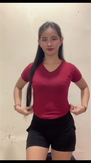 Ellasaurus. on TikTok