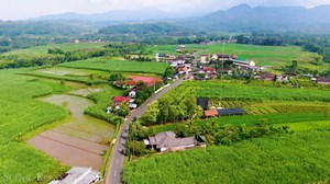 Java’s Volcano with a View of Farmland
