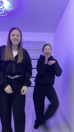 m (@adeadcorpse0)’s videos with I Walk This Earth All By Myself - Ekkstacy