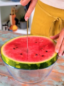 439K views · 672 reactions | Effortless Cutting and Peeling Hacks to Make Cooking Joy! | JOON | Facebook