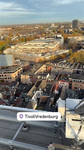 Vandaag hebben we de #glasbewassing uitgevoerd in #utrecht bij #tivoli #vredenburg was een prachtige dag om de werkzaamheden uit te voeren 💪 #glasbewassing #windowcleaning #ufacility #onderaanneming #b2b | Ufacility Facilitair Dienstverlener BV
