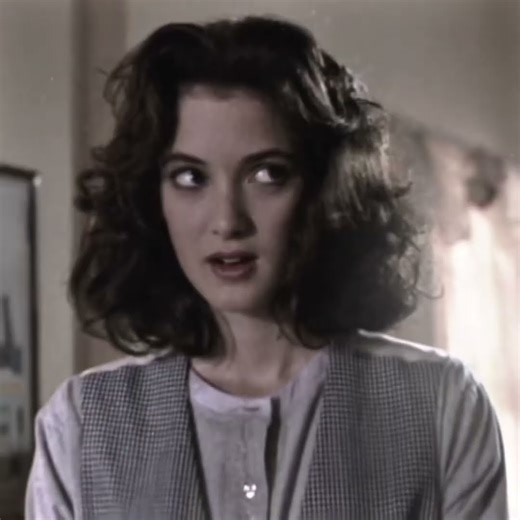 “Same Difference” || Veronica Sawyer // Heathers￼ Edit