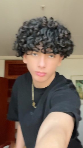 Sama on Instagram: "I don’t 🗣️🇵🇹"