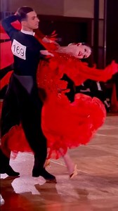 Omg! Did you count how many turns?!🌪️🌪️🌪️🌪️#quickstep#fast#dance #energy