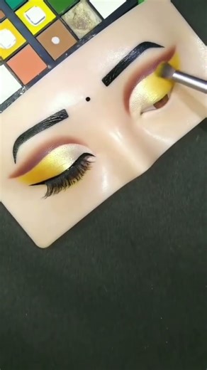 beautiful eyes makeup look💕💕💕,#eyemakeup #eye dummy #sort #subscribe #like #support #song #viral