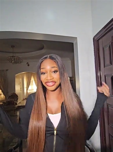 Book Your Model Now! Transformative Makeup Experience