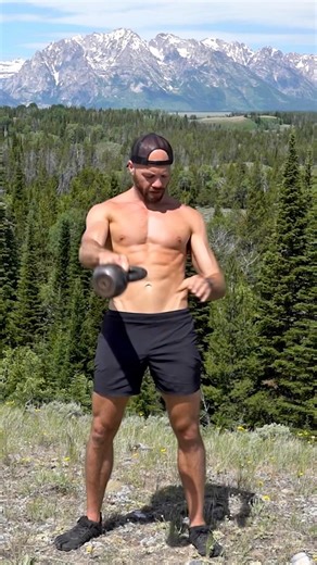 One KB move that builds your glutes AND core 🔥