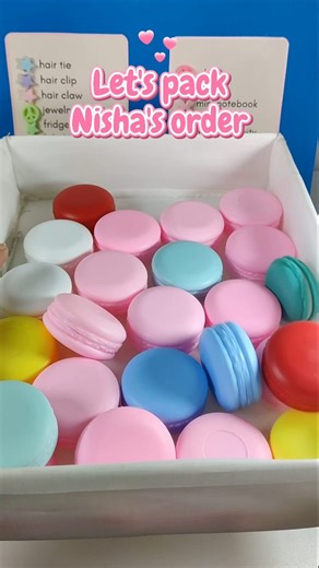 Kawaii Loot Lab on Instagram: "Packing Nisha's premium capsule + mini scoop order 🥑✨ Dm to order yours 🫧"