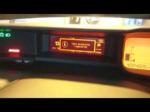 Citroen C3 Picasso Tyre Pressure Reset (under inflation initialisation)