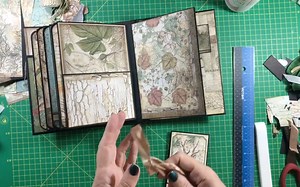手工相册 Stamperia Forest背景纸Mini相册制作教程8-7
