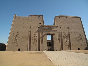 Is Atlantis Mentioned in the Mysterious Egyptian Temple of Edfu? - GreekReporter.com