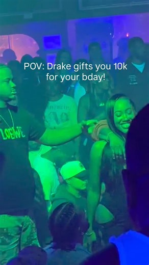 J Mulan on Instagram: "DRAKKEEEEEE?!?! Real is rare thank you @champagnepapi 🫶🏾this is how you pop off your bday only @area29htx 🦉 ♑️"