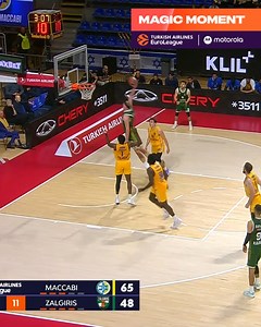 Alen Smailagic takes OFF #MotorolaMagicMoments I @motorola | EuroLeague