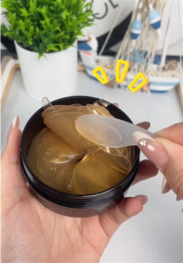 Revitalize Your Eyes with the Ultimate Eye Mask