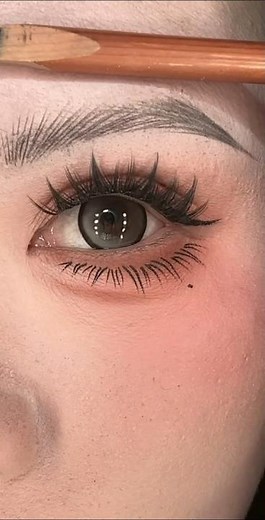 Natural-Looking Eyebrows Tutorial for Beginners | Fluffy Brow Makeup with Hardcore Eyebrow Pen