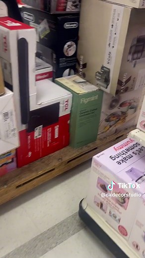 Girl Finds Free Cookware Set at Target