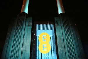 EE brings back roaming charges in Europe after Brexit