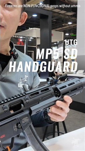 UTG SD compatible MP5 Picatinny Handguard