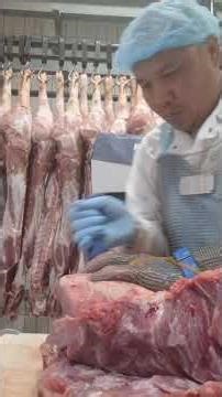 beef shoulder deboning.