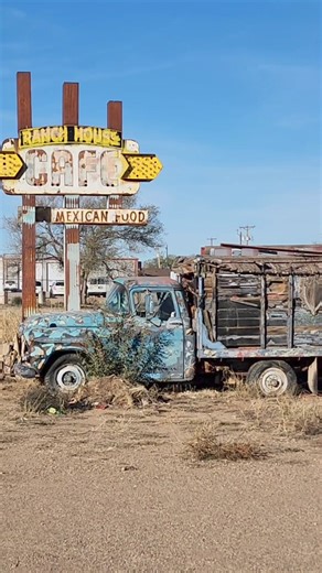 Just Cruising Route 66. Feel the wind in your Hair and just crank the Tunes !!! | Route 66 Road Relics