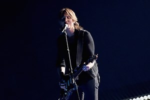 Top 5 Moments from the 2017 CMA Awards