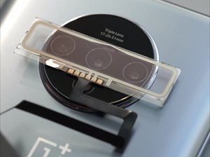 11K views · 52 reactions | Don't blink or you might miss it. Chinese smartphone brand OnePlus has a new prototype phone, the OnePlus Concept One, with a disappearing rear camera. The camera uses electrochromic glass to pull off its vanishing act. Here's how it works: https://trib.al/GQM93eh | WIRED | Facebook