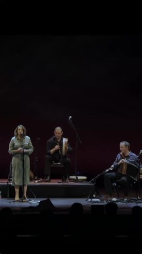 Heres a lovely Irish song by Nell Ní Chróinín #danu #irish #song #nellnichroinin #IrishCulture | Danú