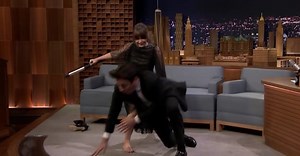 'Rogue One' Star Felicity Jones Beats Up Jimmy Fallon With 'Star Wars' Fight Skills