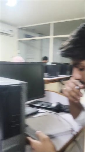 Write a Program To find Maximum And Minimum From a List#coding #python #viralvideo #masti #codeblock