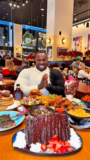 Clive Ibizugbe | When everything on the table is a dream come true 🔥😩 @carnegiediner • 📍1185 6th Ave, New York, NY 10036 • • • • #restaurant #foodie... | Instagram