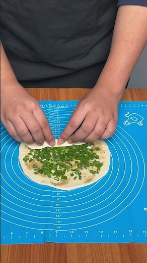 These Scallion Pancakes Will Blow Your Mind 🤯🥢