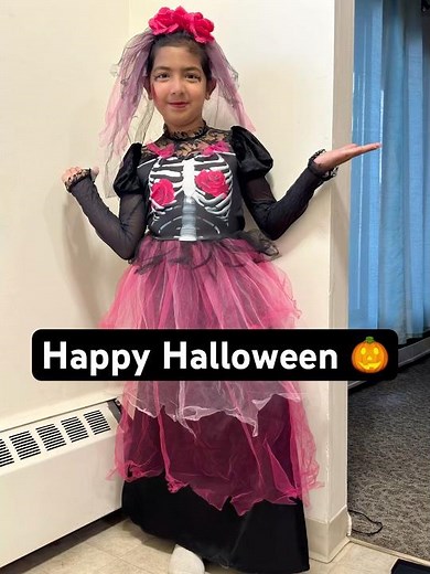 Happy Halloween 2025 🎃 Dead bride look #halloween #halloweencostume #deadbridelook #shorts