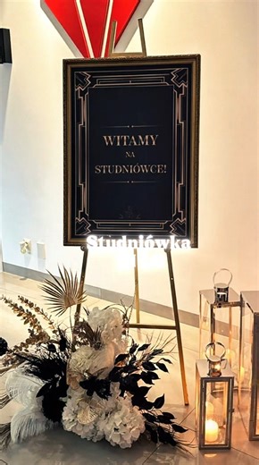 Elegancja, pewność siebie i energia, którą czuć było od pierwszego kroku na parkiet. Tak maturzyści z XI Liceum Ogólnokształcące z Oddziałami Integracyjnymi im. St. Staszica rozpoczęli swoje studniówkowe odliczanie. Ten wieczór był czymś więcej niż tylko balem. Był symbolem wejścia w nowy etap, chwilą zatrzymania i jednocześnie rozpędu ku przyszłości. Patron szkoły, Stanisław Staszic, uczył, że wiedza, rozum i odwaga w działaniu zmieniają świat — a tej odwagi i klasy zdecydowanie nie brakowało n