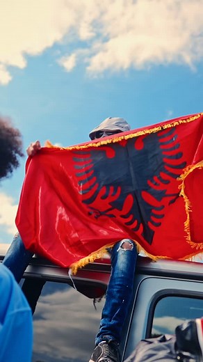 AZET on Instagram: "BUSCAPE VIDEO OUT NOW 🥷🥷"