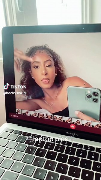 Creative Laptop Picture Ideas for Stunning Selfies