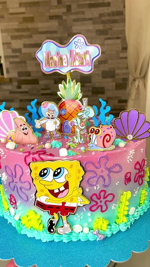 Pastel temático de Bob Esponja para cumpleaños