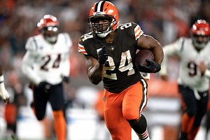 Should I Draft Nick Chubb? Browns RB’s Fantasy Outlook in 2023