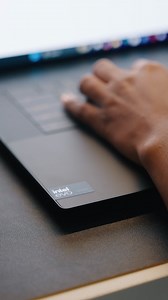 770K views · 653 reactions | Upgrade your desk to create a more inspiring workspace! The Dell UltraSharp 34” monitor, paired with the Dell XPS 16, will completely transform your setup. Its large screen, smooth refresh rate, and customization options will boost your productivity. | Dell Technologies | Facebook