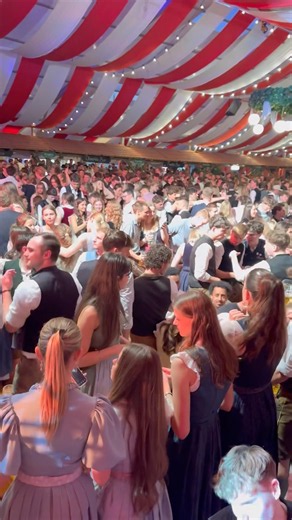 🎉 Regensburger Maidult 🎡📍 Regensburg, Germany📅 Thursday, May 14 – Sunday, May 31, 2026