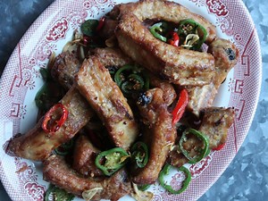 Deliciously Not Deep-Fried Salt and Pepper Ribs Recipe   Video - Viet World Kitchen